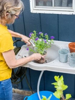 Riverstone Outdoor Sink -Garden Decor Store 3 4 crop 8608797 0134 tif