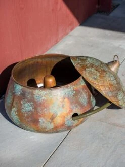 Acorn Hose Pot -Garden Decor Store 3 4 crop 8613361 0051