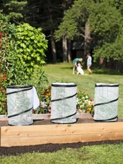 Pop-Up Tomato Accelerator -Garden Decor Store 8589749 2212 tif