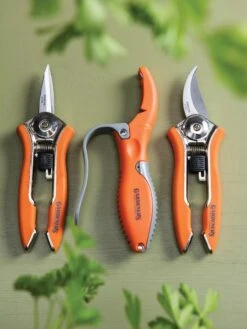 Gardener's Pocket Tool Set 7 Gardener's Pocket Tool Set -Garden Decor Store 8595268 9487 tif