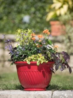 Mazzano Self-Watering Planters -Garden Decor Store 8596564 4883 tif
