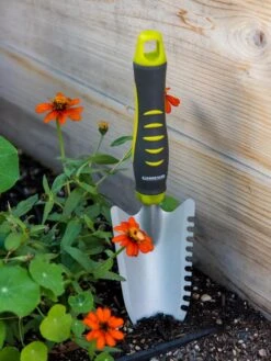 Gardener's Trowel Knife -Garden Decor Store 8608660 19471 tif